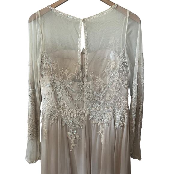 Cameron Blake Gown Formal Beige Silk Beaded Sequin Mother of Bride Feminine 10 - Picture 8 of 13